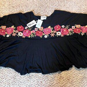 NWT Savanna Jane Poncho-Look Top 2X/3X